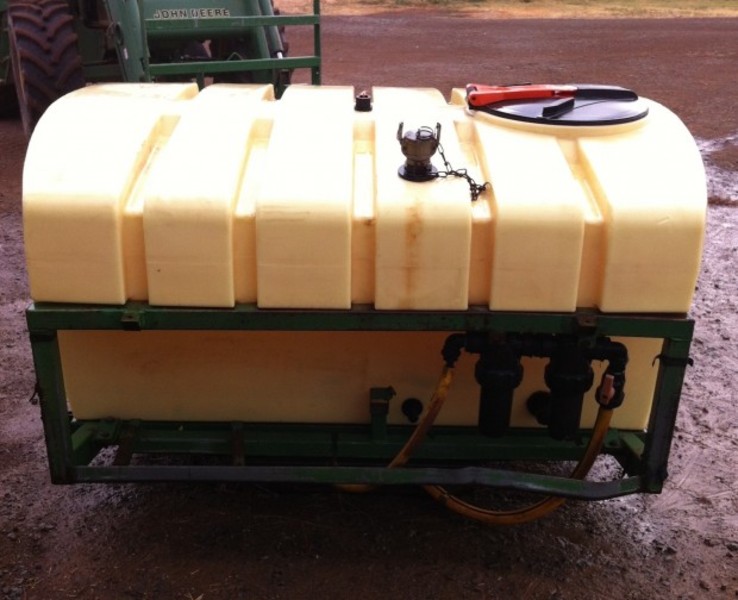 Hardi 1400L Front Tank Sprayer