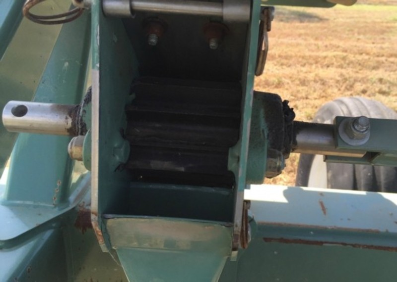 2012 Excel Fertiliser Bar 12m 