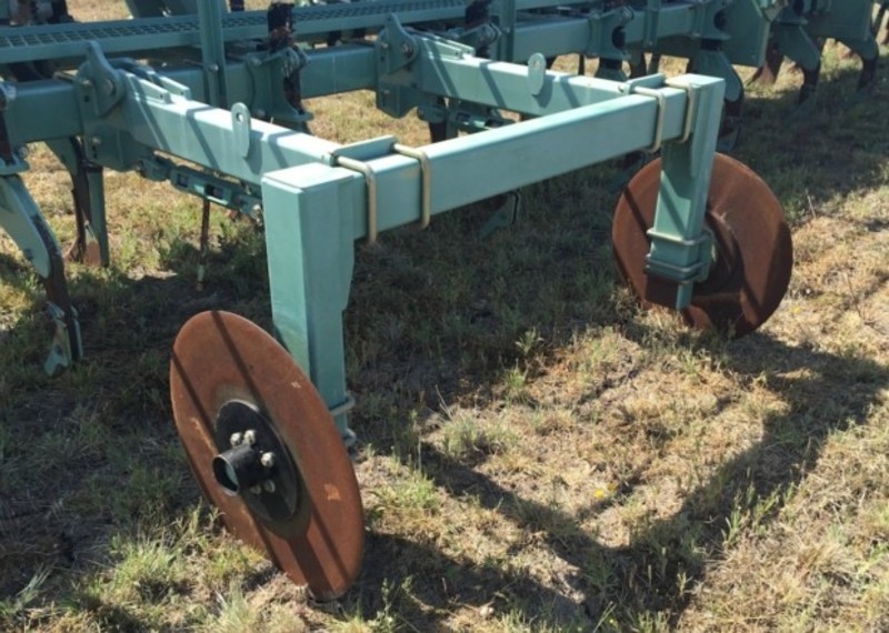 2012 Excel Fertiliser Bar 12m 