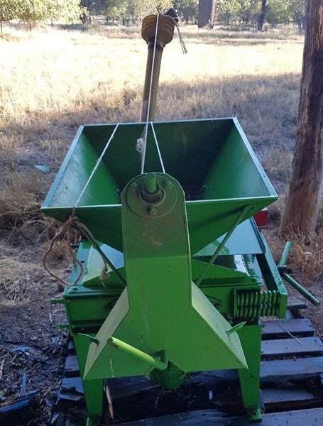 AR & CJ Thomas Roller Mill 