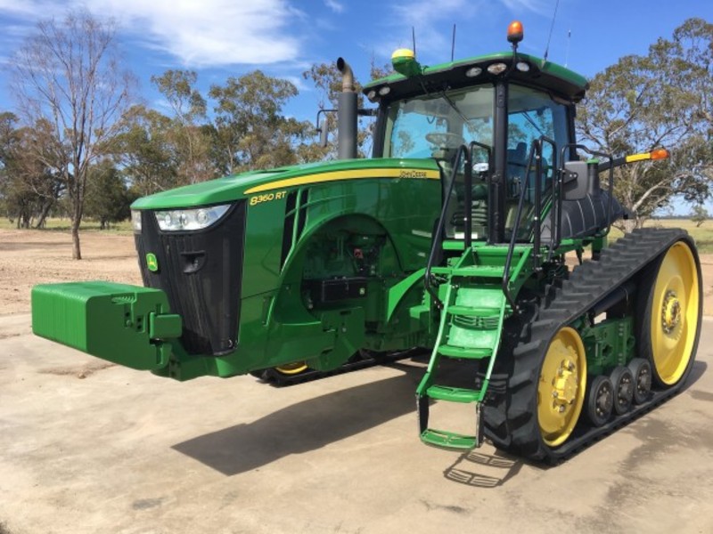 JOHN DEERE 8360RT Tractor
