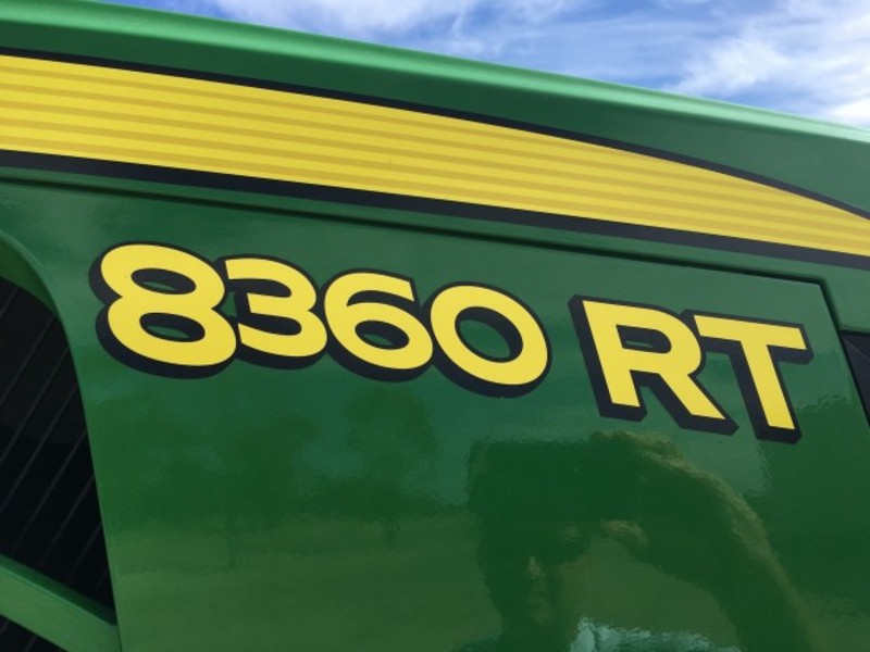 JOHN DEERE 8360RT Tractor
