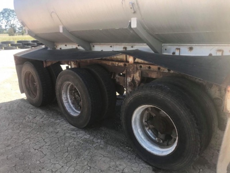 Custom Water Trailer Sprayer