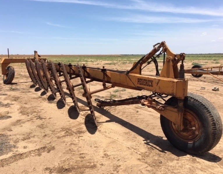 Pederick 13 wheel stick rake