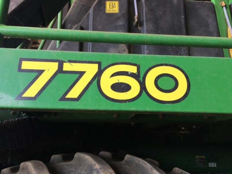 JOHN DEERE 7760 Harvester