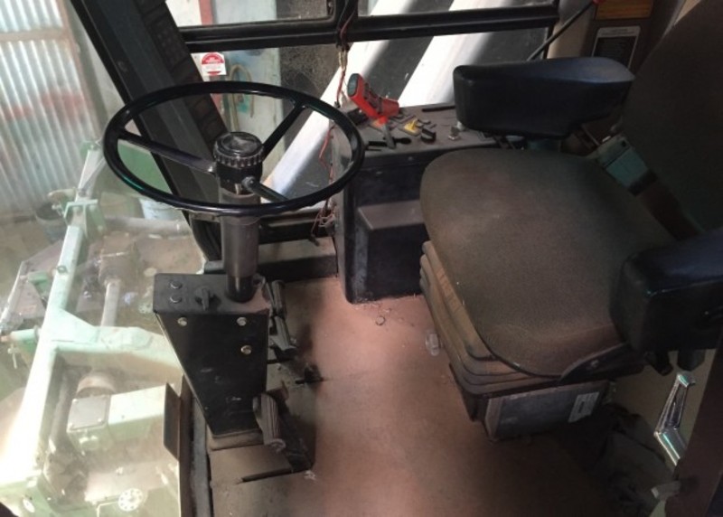 JOHN DEERE 9976 Harvester