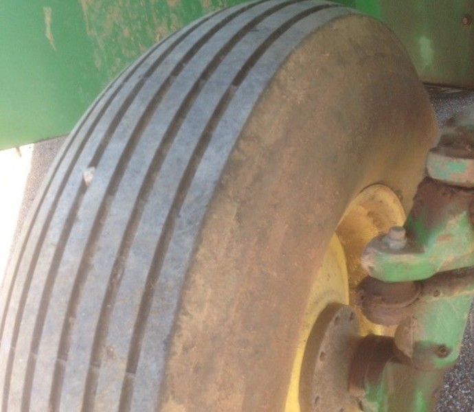 JOHN DEERE 9976 Harvester