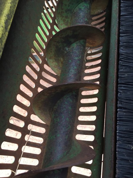 JOHN DEERE 7445 7445 HarvesterHeader