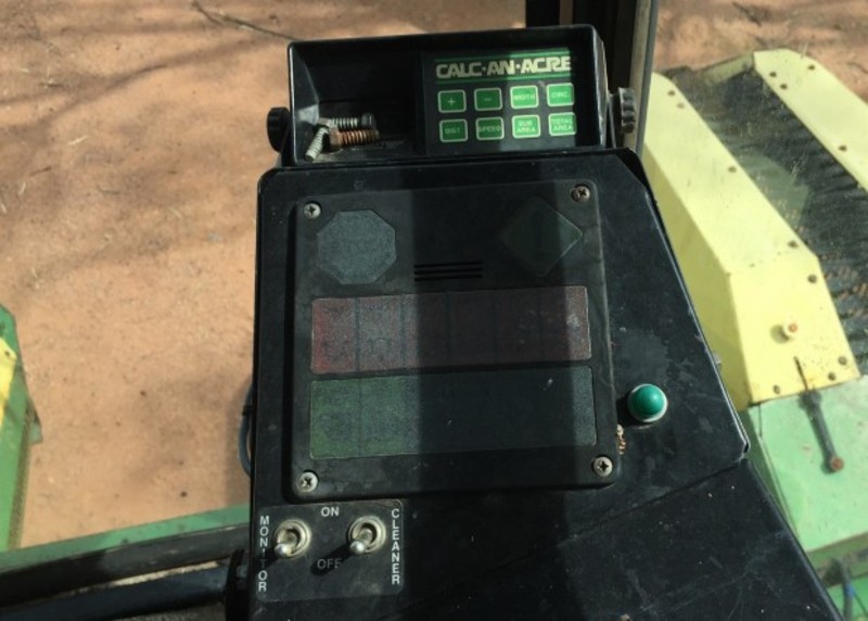 JOHN DEERE 7445 7445 HarvesterHeader