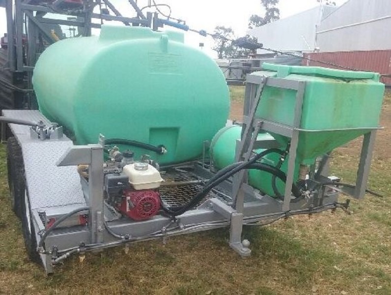 Custom 24M 24M Sprayer
