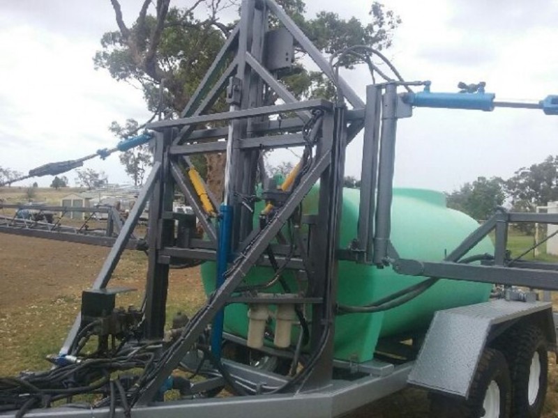Custom 24M 24M Sprayer
