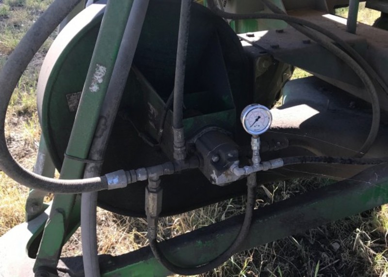 JOHN DEERE 1910 1910 SeedingPlanting Equip