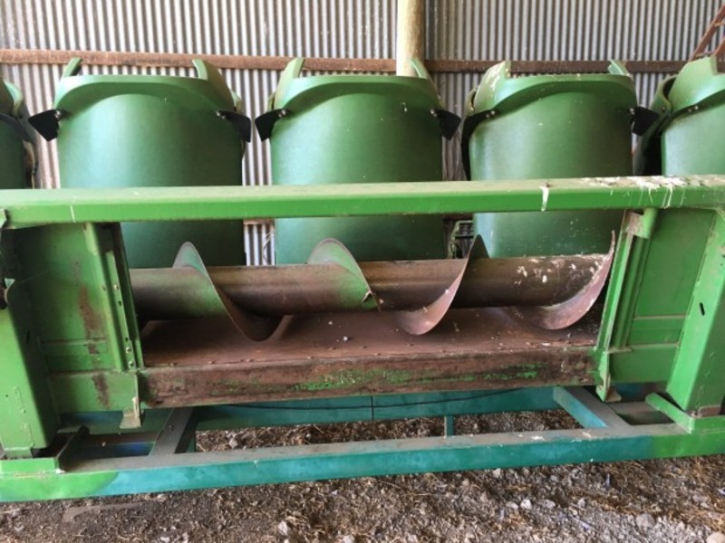 JOHN DEERE 894 894 HarvesterHeader