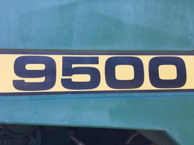 JOHN DEERE 9500 