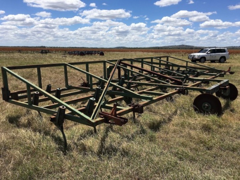 Custom 8m Cultivators
