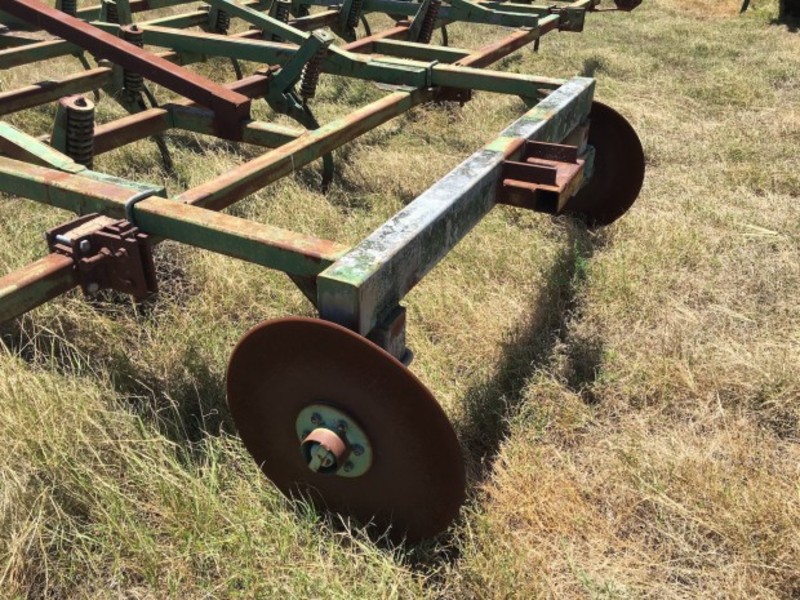 Custom 8m Cultivators