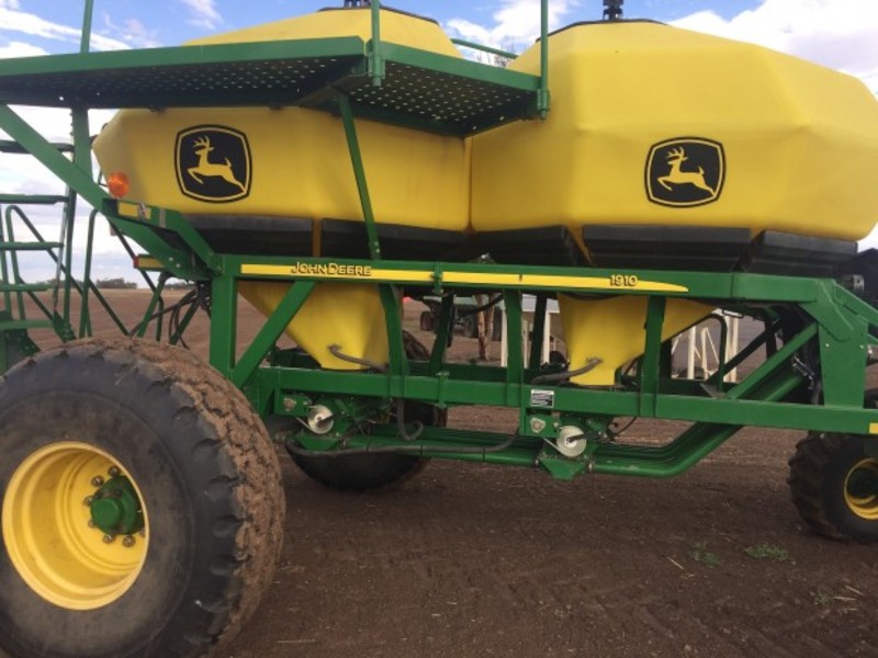 JOHN DEERE 1890