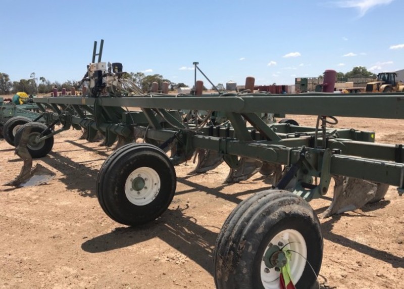 Excel Fertiliser Bar 12m