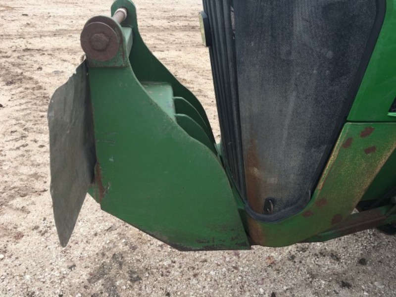 JOHN DEERE 8330 Tractor