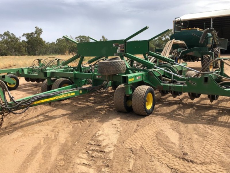 JOHN DEERE 1890 Seeding/Planting