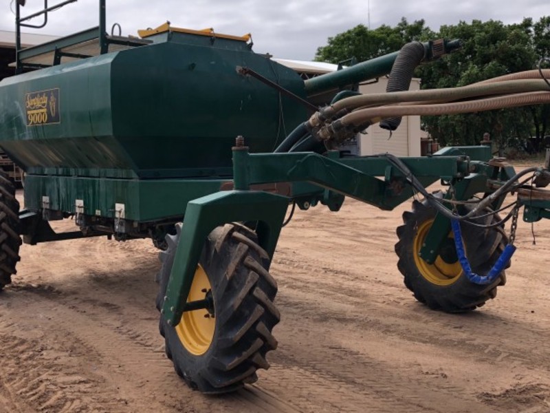 JOHN DEERE 1890 Seeding/Planting