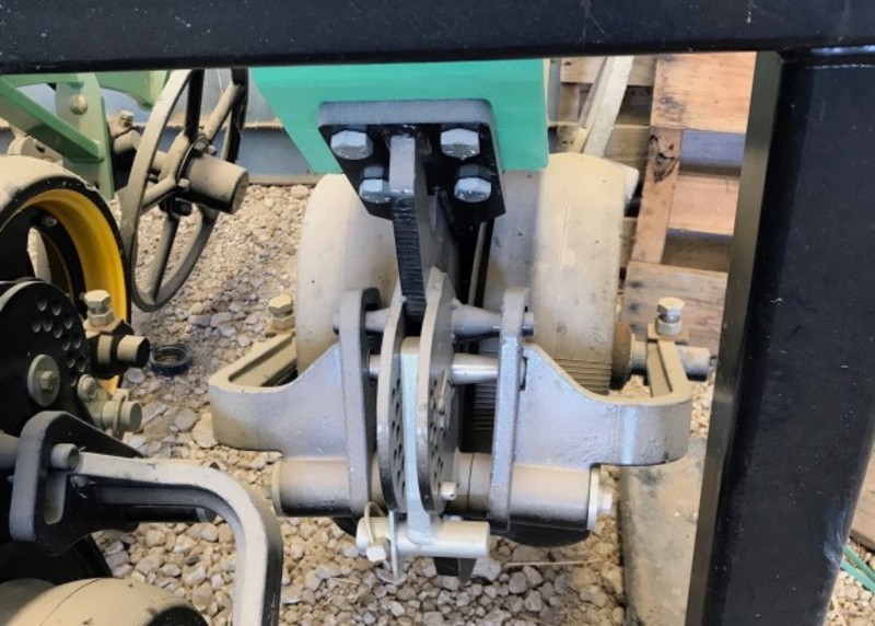 Excel SP 200 Seeding/Planting Equip