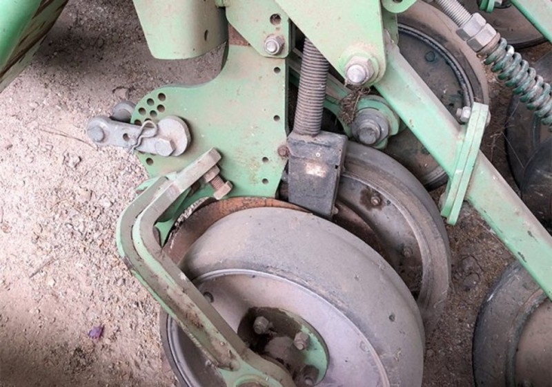 Excel SP 200 Seeding/Planting Equip