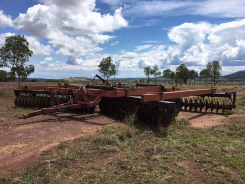 Custom 80 Plate Tillage Equip