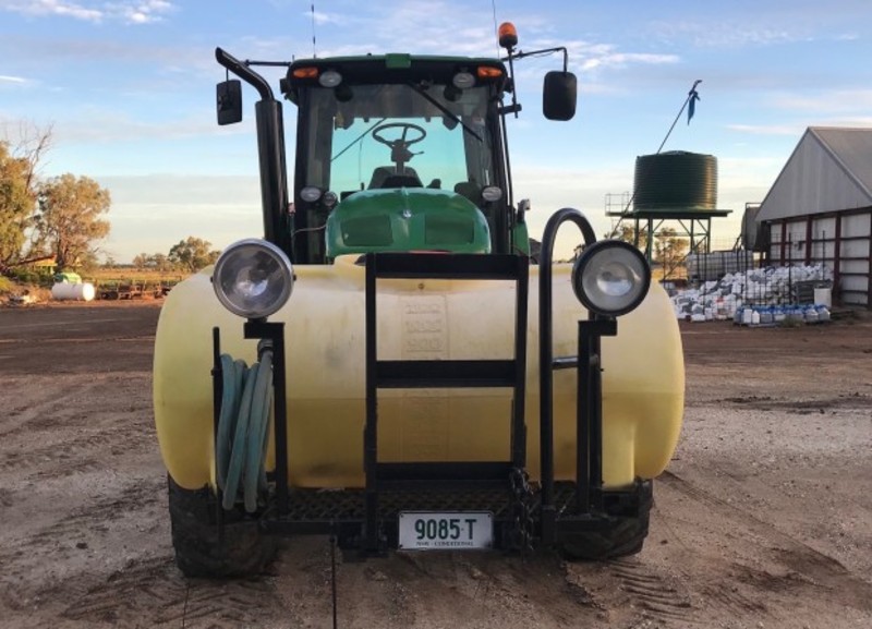 JOHN DEERE 7730 Tractor