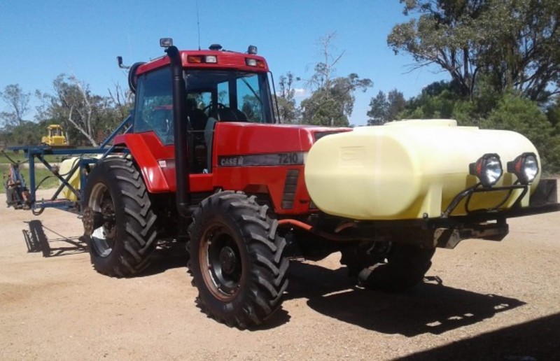 Case IH 7210 Tractor