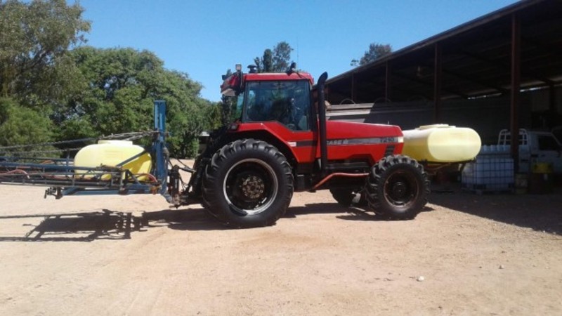 Case IH 7210 Tractor