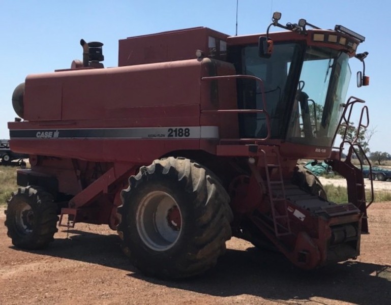 Case IH 2188 Harvester