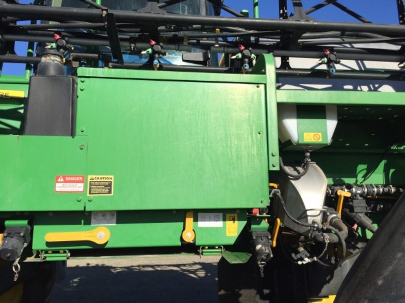 JOHN DEERE 4730 Sprayer