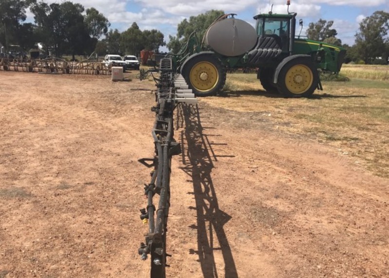 JOHN DEERE 4930 Sprayer