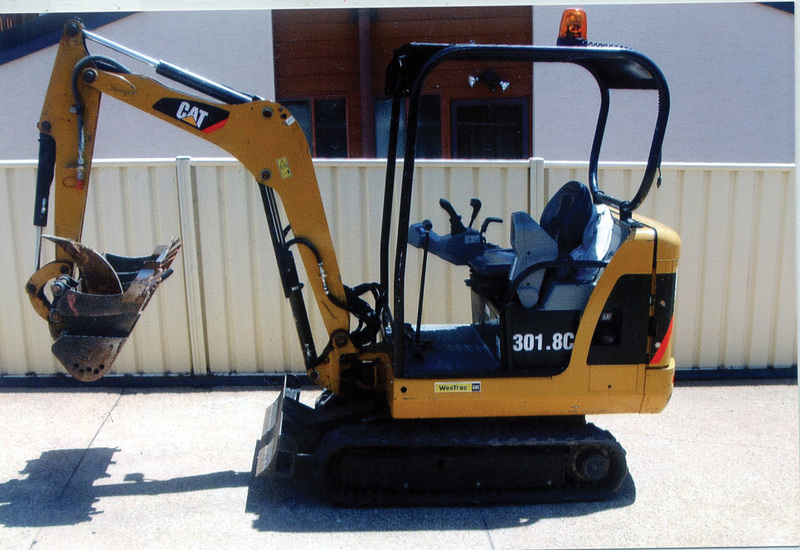 2009 CATERPILLAR 301 8C