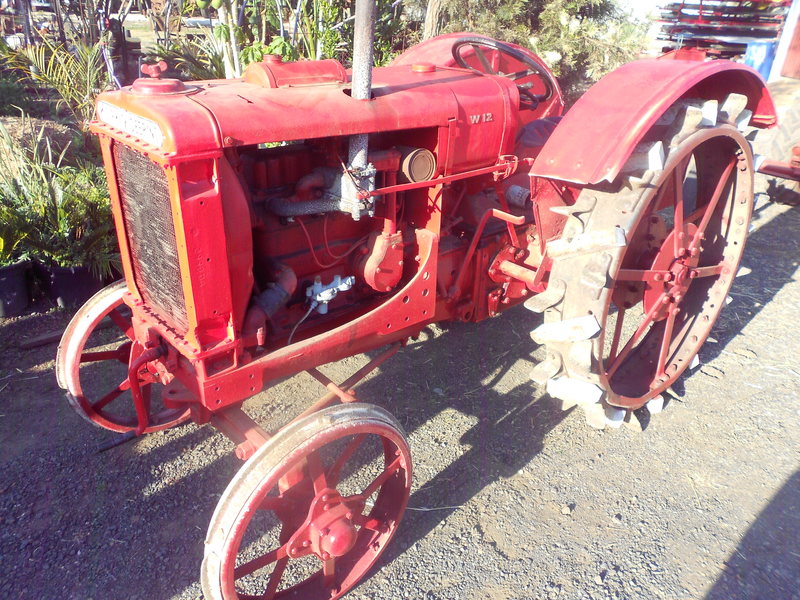 1930 McCORMICK-DEERING W12