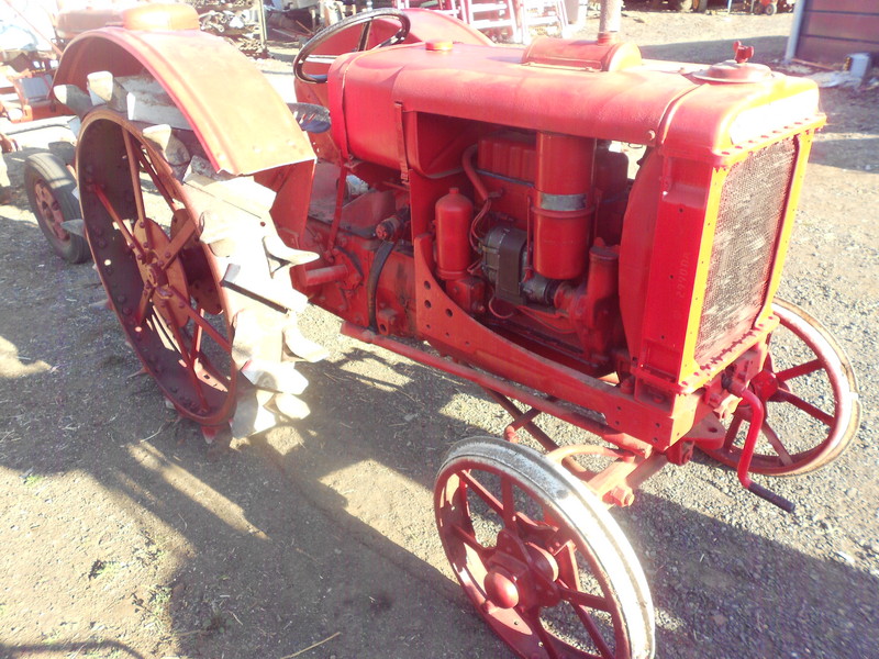 1930 McCORMICK-DEERING W12