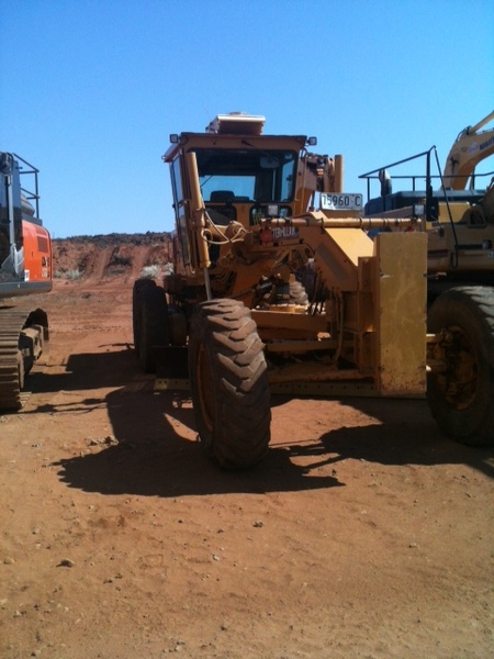 1985 CATERPILLAR 12G94A