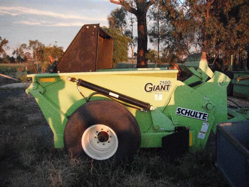 2009 SCHULTE 2500 GIANT