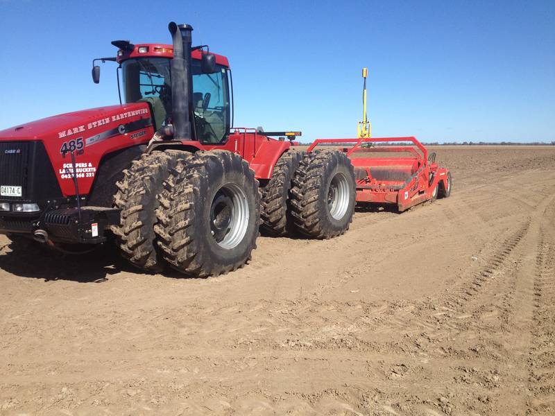 2011 SLEIGER SCRAPER TRACTOR 485