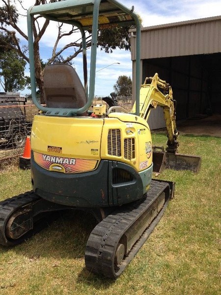 2004 YANMAR VIOZO-3