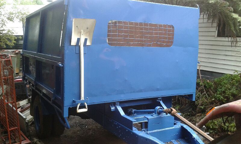 FARM TIPPING TRAILER