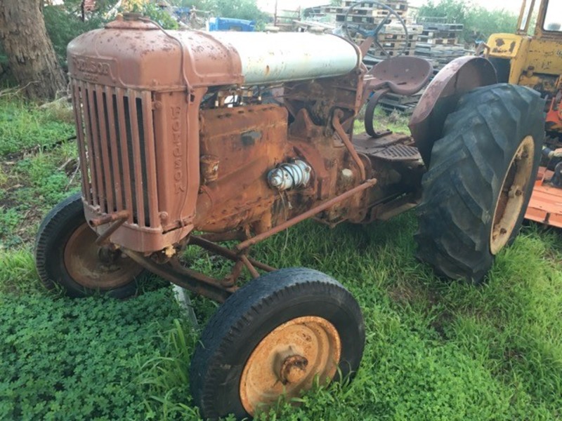 1948 FORDSON E27N