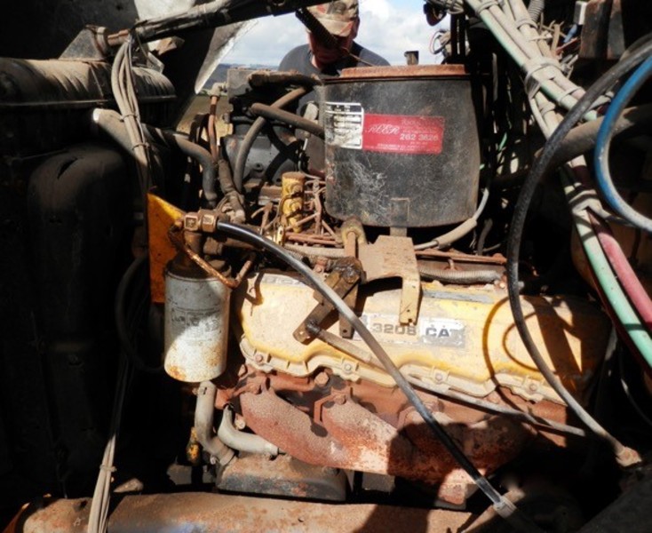 CATERPILLAR 3208 210 HP ENGINE