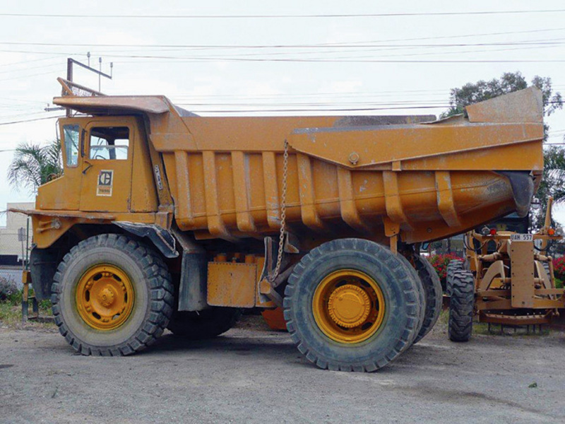 CATERPILLAR 769B DUMP TRUCK 0035