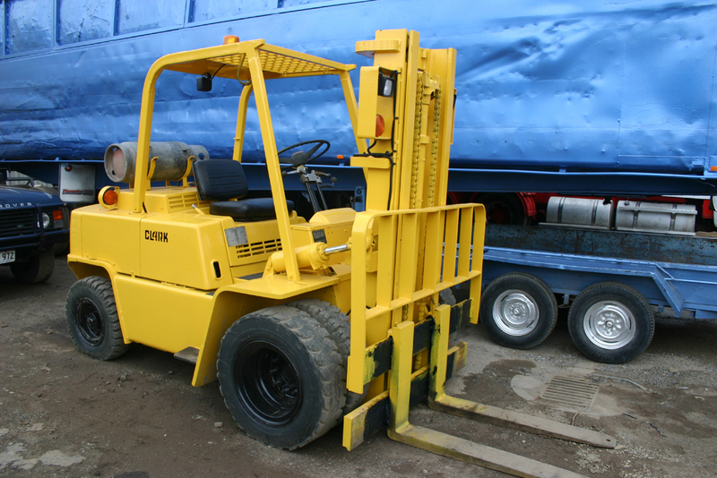 1985 CLARK FORKLIFT #2444