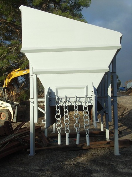 TWELVE CUBIC METRE HOPPER 427-2