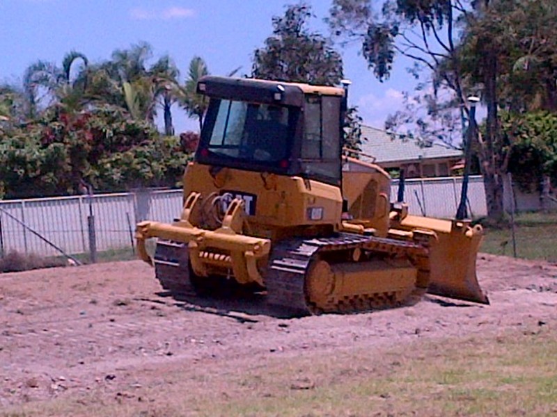 2008 CAT D5K XL AND D6K XL 323-1AL