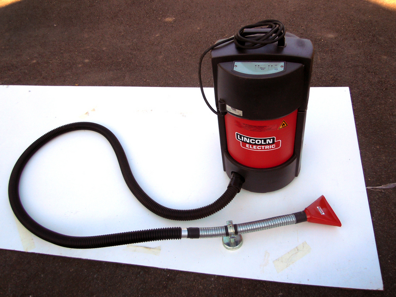 LINCOLN FUME EXTRACTOR 670-20