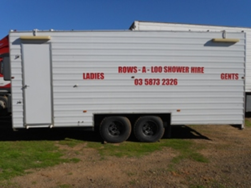 Portable shower trailer 06